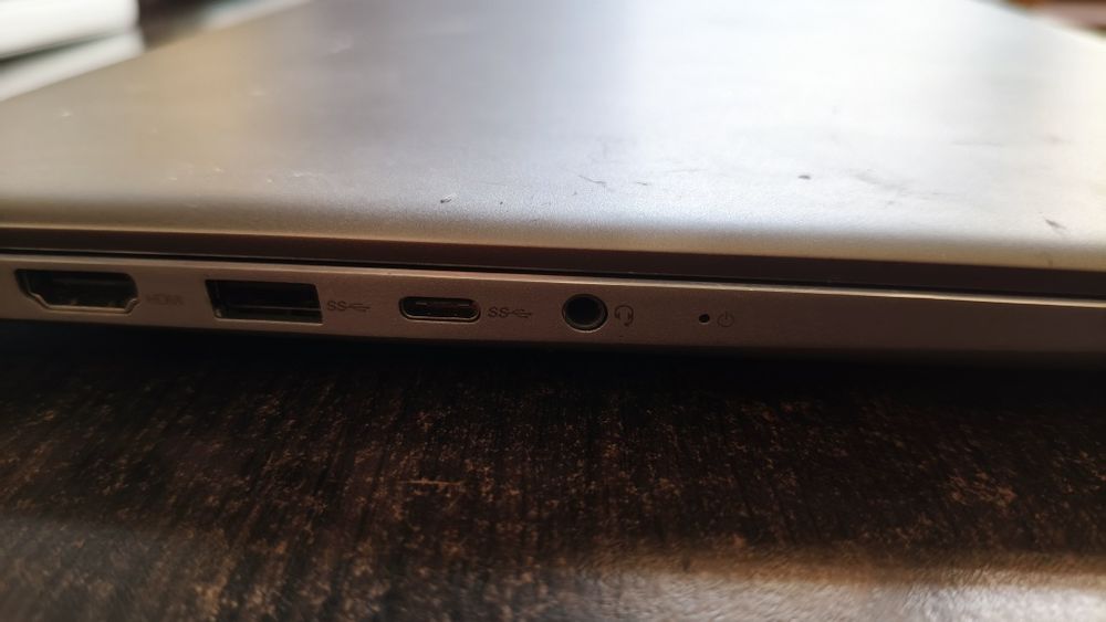 Laptop Lenovo IdeaPad 520S-14IKB Pentru Piese