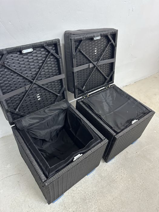 Комплект от 2 ратанови табуретки Yaheetech с място за съхранение