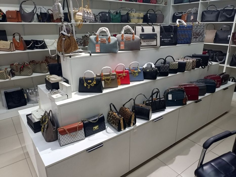 Мебель сатылады.