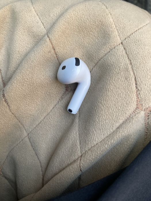 Air pods 4 | A3057 | Правое ухо
