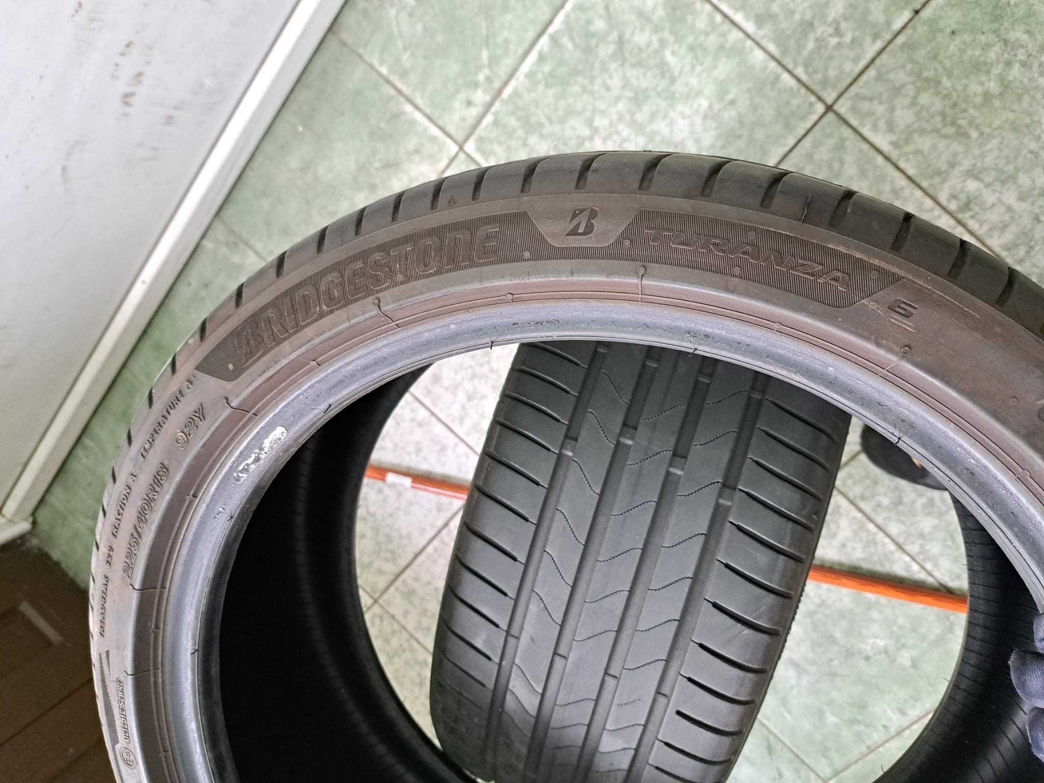 2 anvelope 225/40 R18 Bridgestone