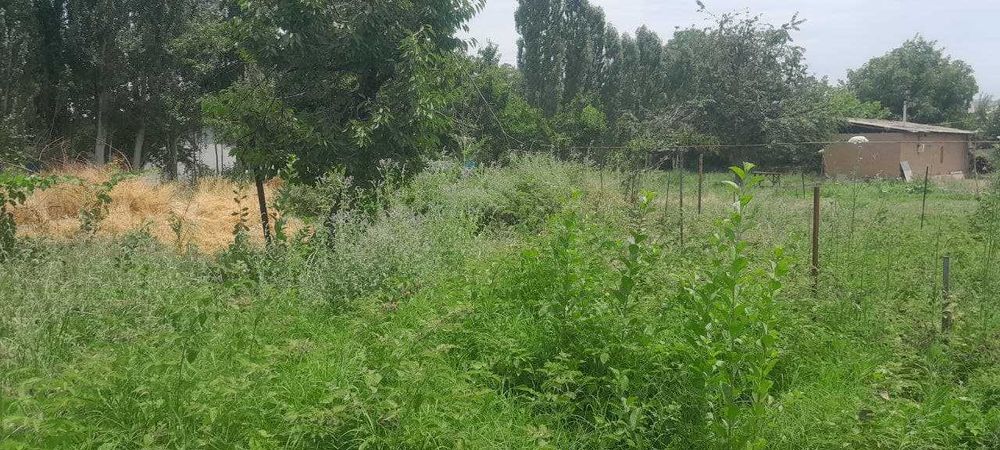 Продаётся земляной участок 9,4 соток.