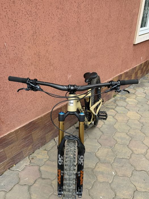 Santa Cruz Nomad C 4