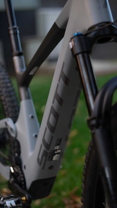 Scott Lumen eRide 910 Carbon 2025, електрическо еМТБ, под 100км