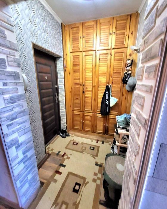 Продается 2 комнатная отдельный вход Чайхона Салом