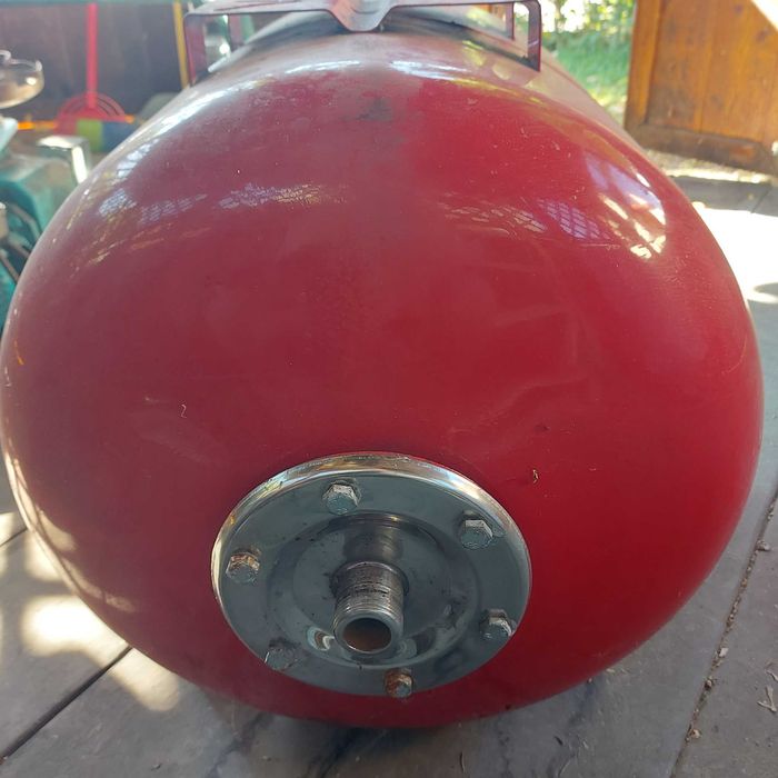 Vas de expansiune de 80 litri pentru hidrofor