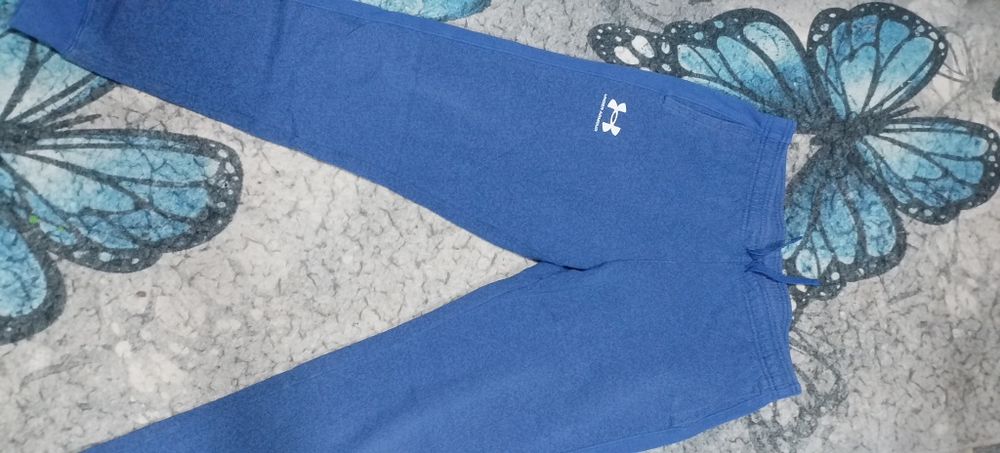 Pantaloni sport dama