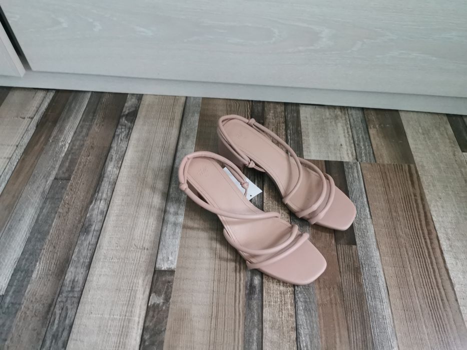 Sandale h&m mas 40