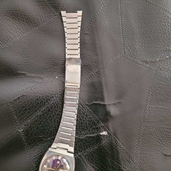 Часовник roamer .rado