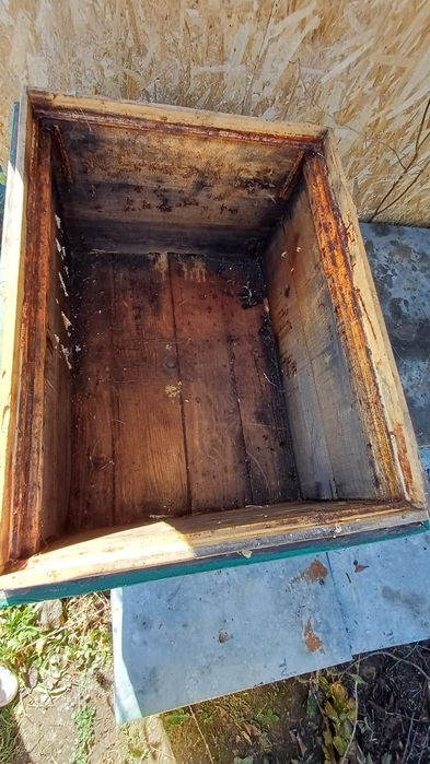 Vand cutii/lazi pentru stupi