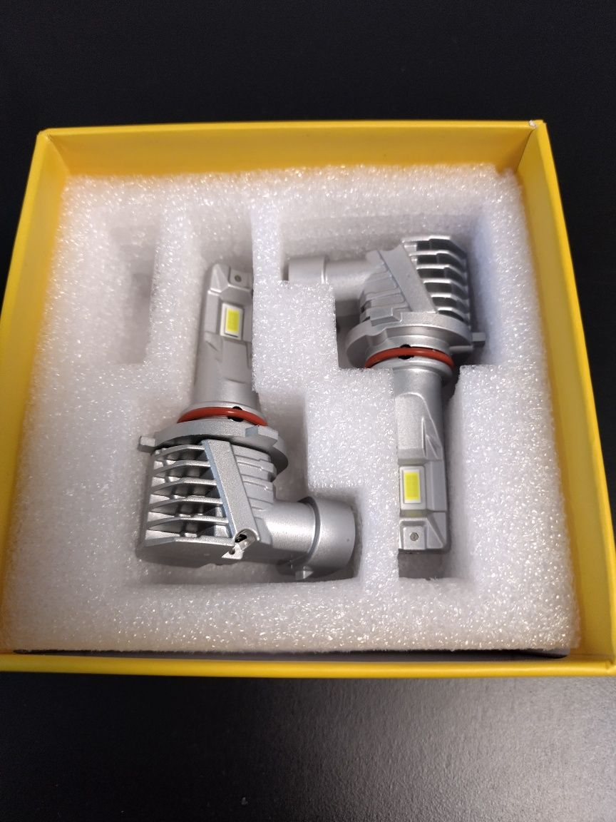 LED крушки автомобил HIR2 HB4 9012