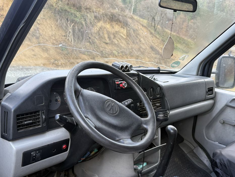 De vanzare VW LT35  BA01 platforma 4500€