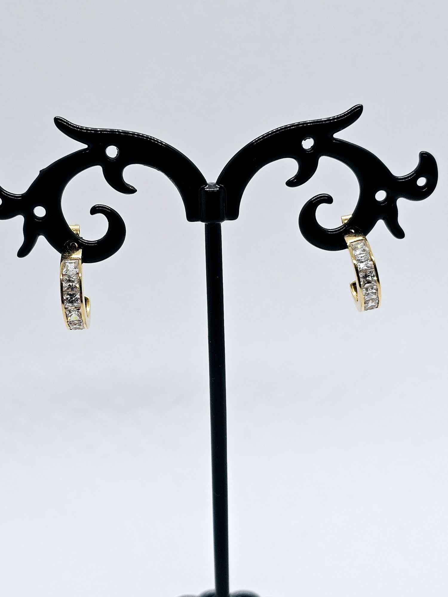 Vand cercei aur  18 k 2.93 g
