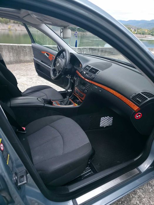 Mercedes-benz E220