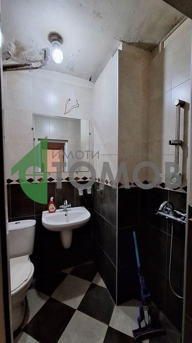 Двустаен апартамент под наем в кв. Три Чучура