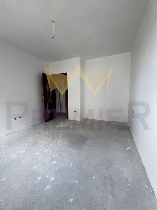 Продава се Двустаен апартамент в Варна, Виница - 75 кв.м за 1447 €/кв.м - Снимка #4