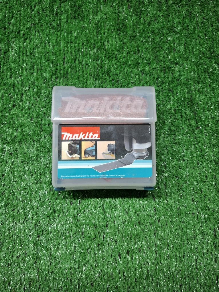 Шкурки чисто нови, 29 броя на Makita.