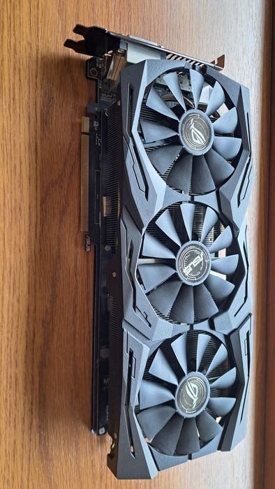 RX 580 8GB Asus ROG