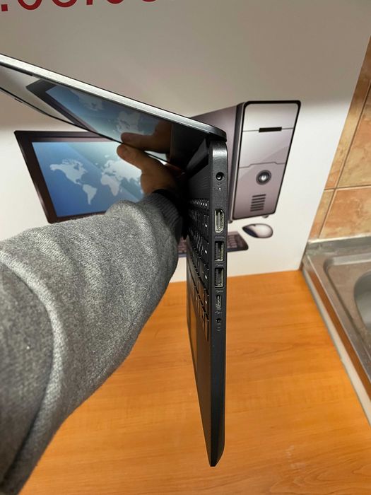 Laptop HP 14S, I3 1115G4, 16 GB, SSD 256, Win 11, Garantie 6 luni