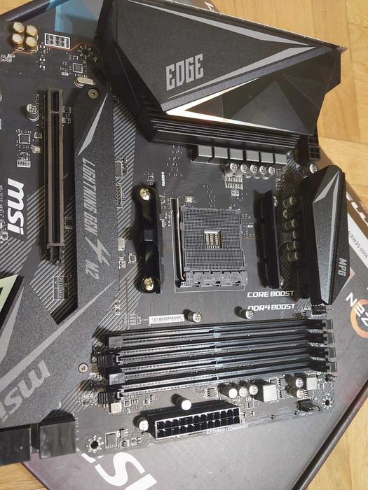 AMD Ryzen 9 5900X + MSI X570 Gaming Edge Wi-Fi