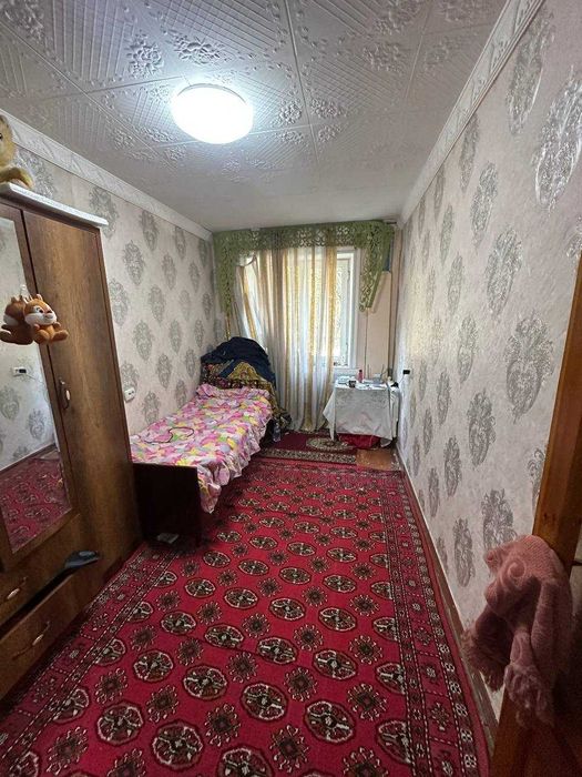 4х комнатная квартира на 1 этаже 80кв/м, в Самарканде