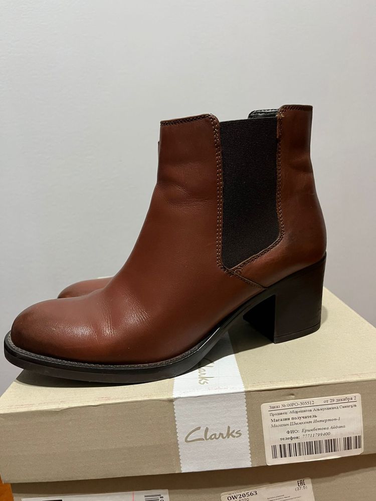 Ботинки без меха Clarks