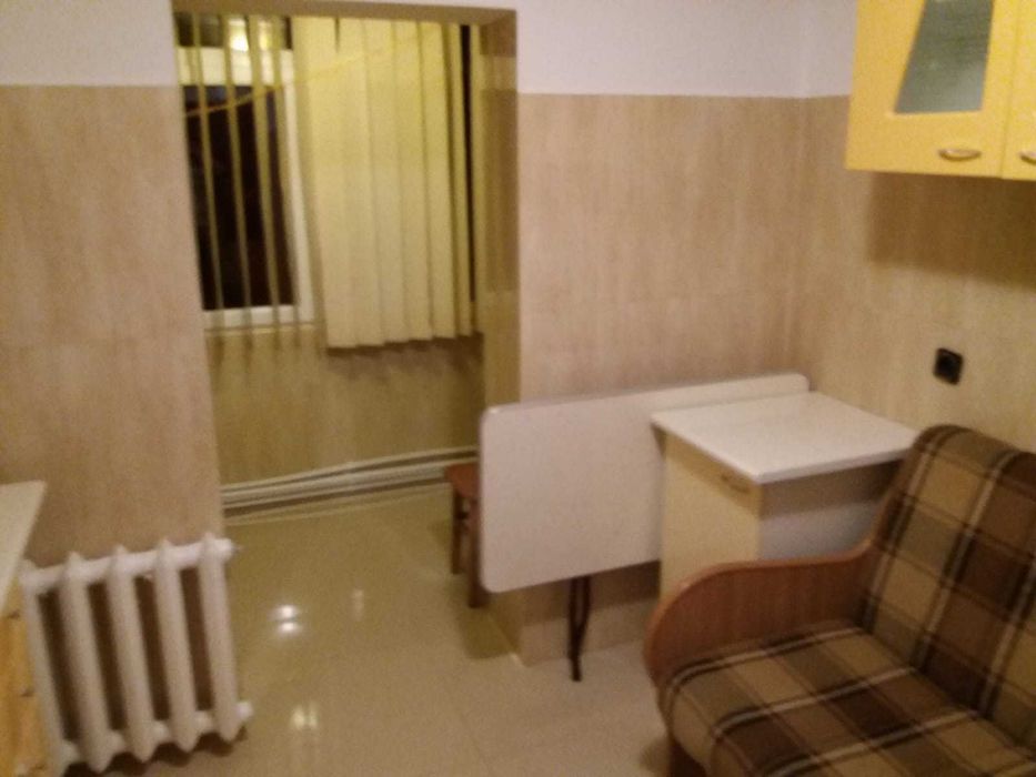 Inchiriez apartament 2 camere Faleza Sud (Poarta 6)