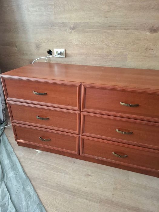 Скрин с чекмеджета