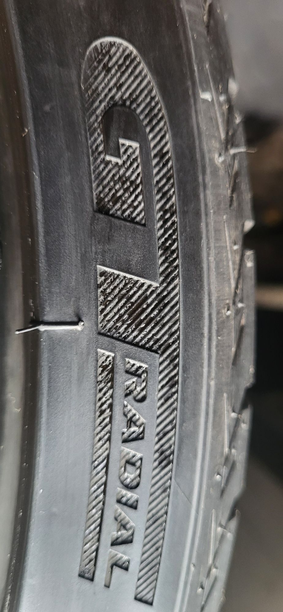 2 anvelope 235 35 19 gt radial de vara 7,2mm