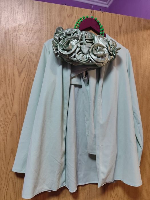 Vand compleu din 4 buc+1