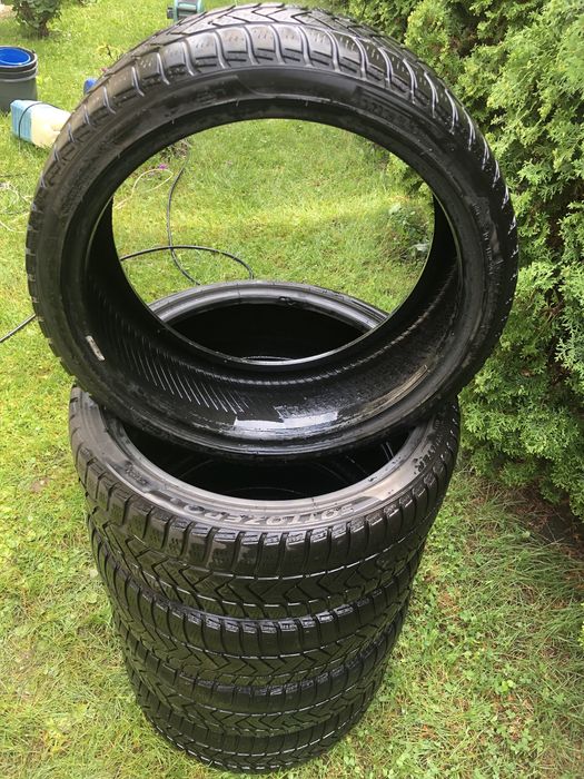 Anvelope Pirelli M+S 205/40 R18 / Run Flat