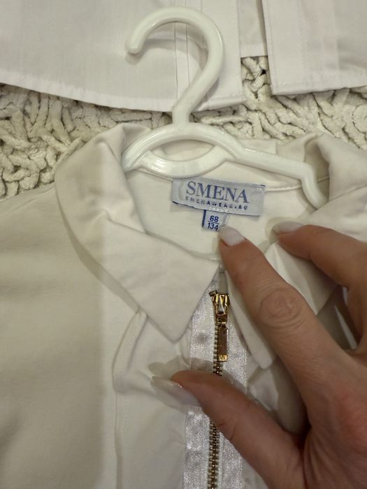 Школьные рубашки в отличном состоянии .