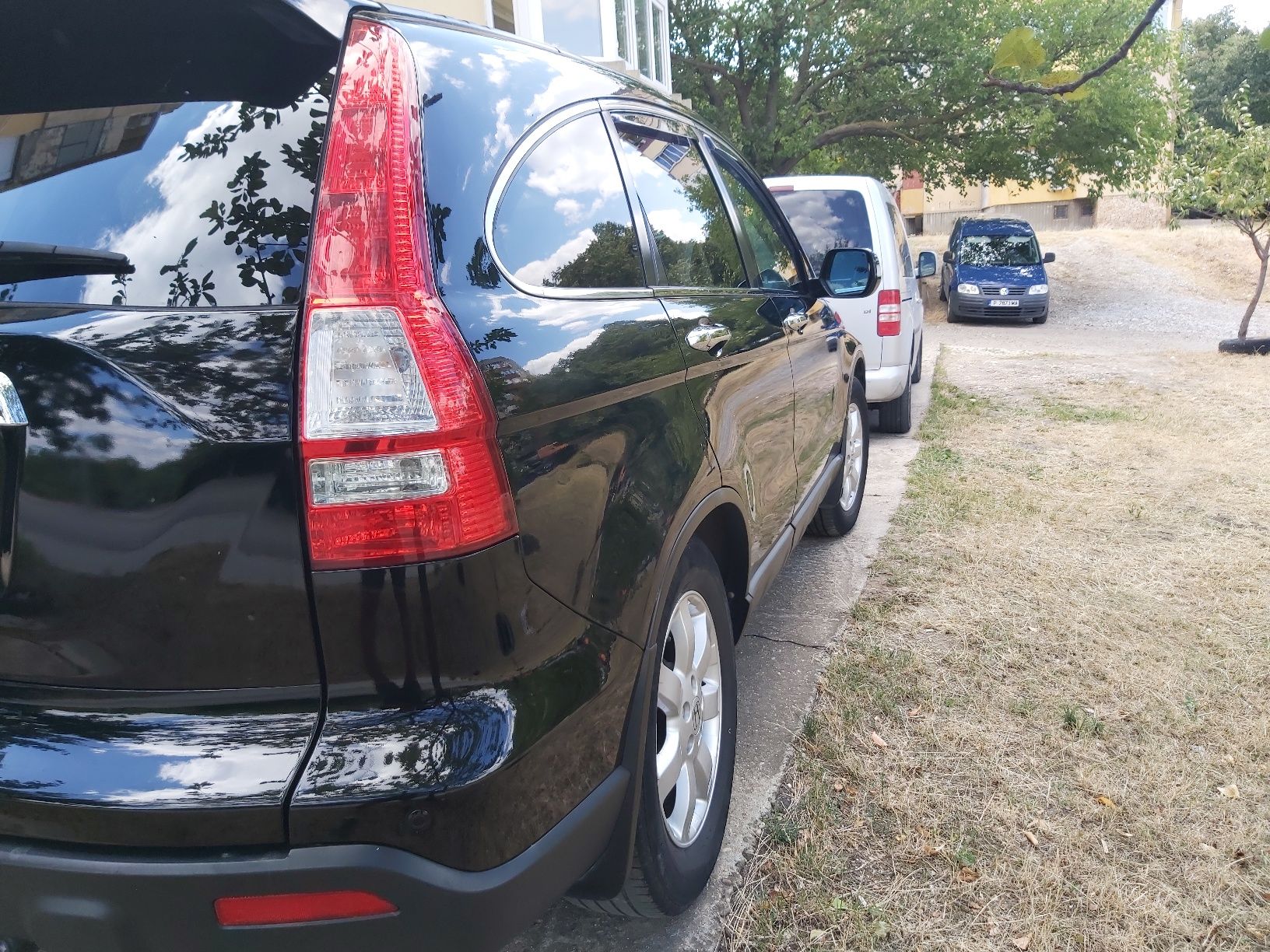 Продавам Хонда CRV