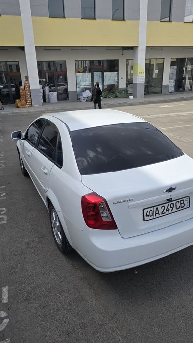 Gentra avtomat  bez luk kraskasi  orqa krilo metan holati zor