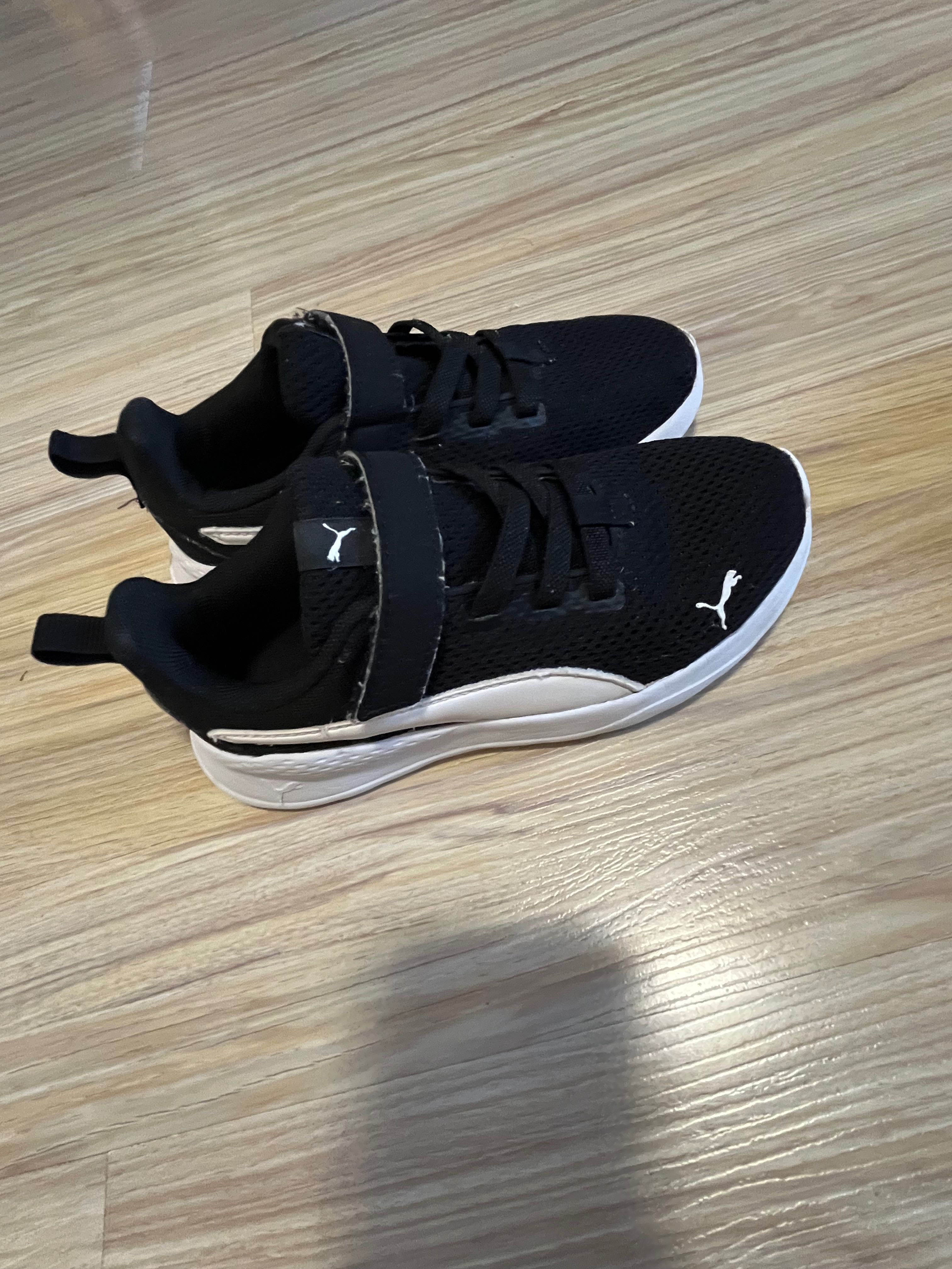 Маратонки.  PUMA