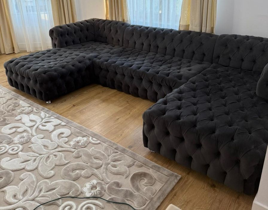 Canapea in forma de U