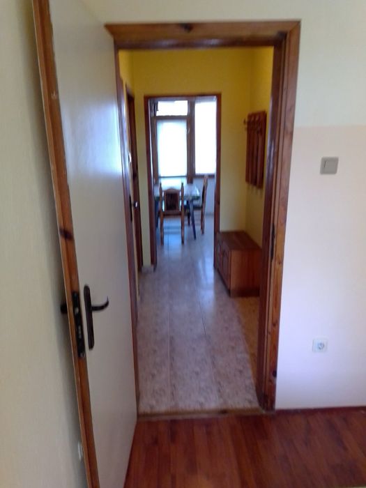 Дава се под наем Двустаен апартамент в Варна, Колхозен пазар - 60 кв.м за 295.8 € - Снимка #4