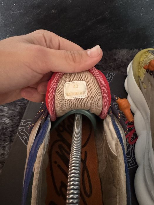 Versace chain reaction 43