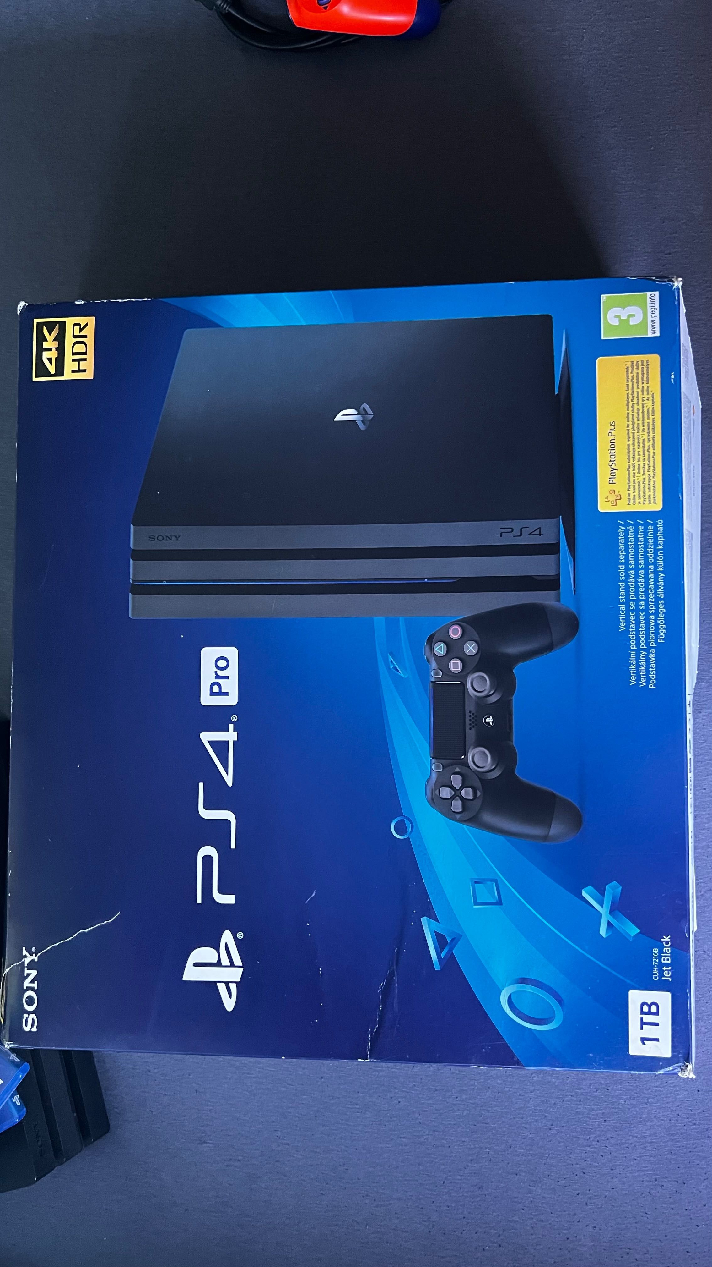 Playstation 4 pro 2 контролера 3 игри