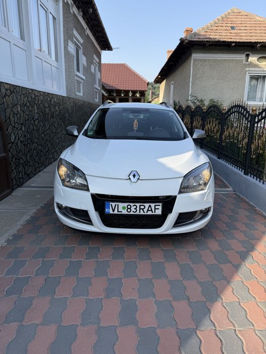 Renault Megane 3 GT (Renault Sport) – 2.0 dCi 160 CP – An 2011