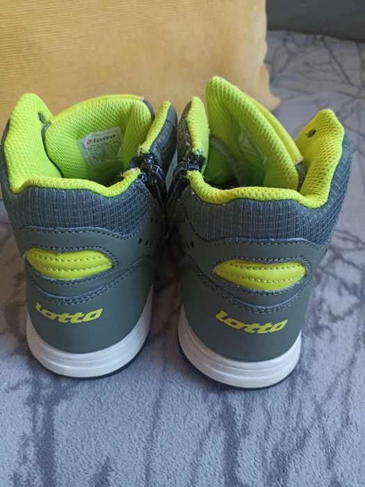 Детски есенни боти Lotto