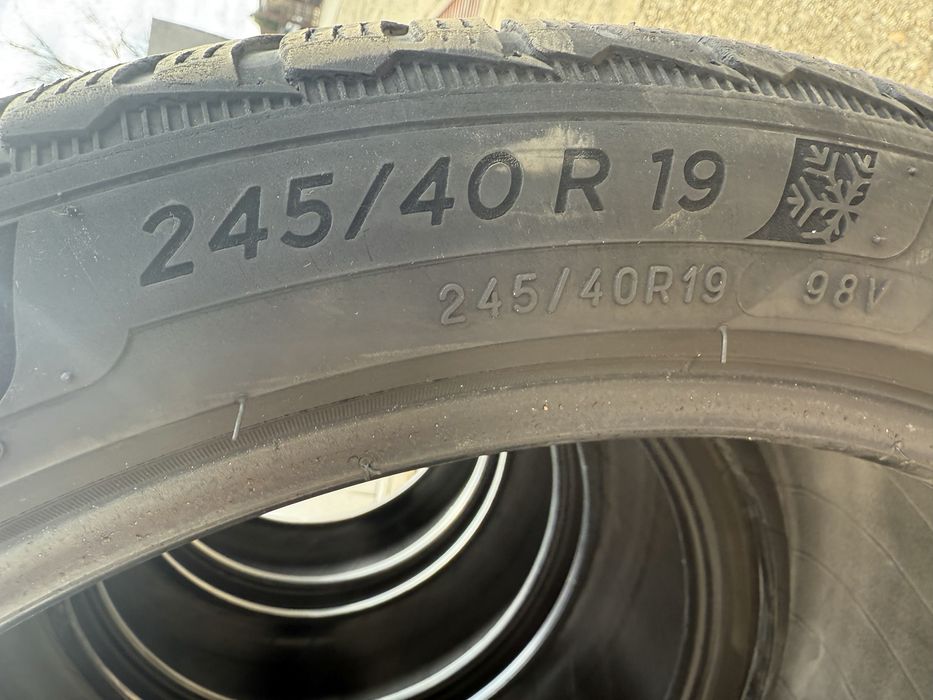 Cauc Michelin 245/40/R19 Pilot Alpin 5 iarna dot 2019 6-7mm set 4buc