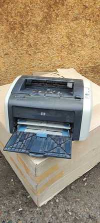 Старый принтер HP LaserJet 1010