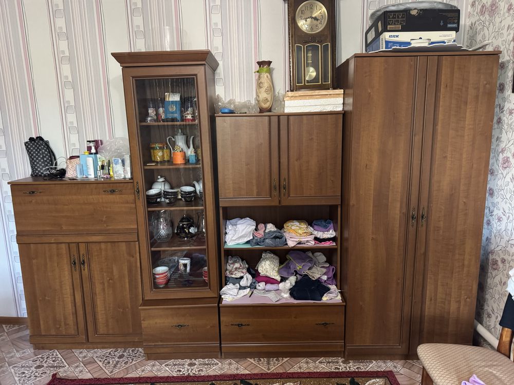 Продается стенка горка , 4 секции, все в отличном состояний