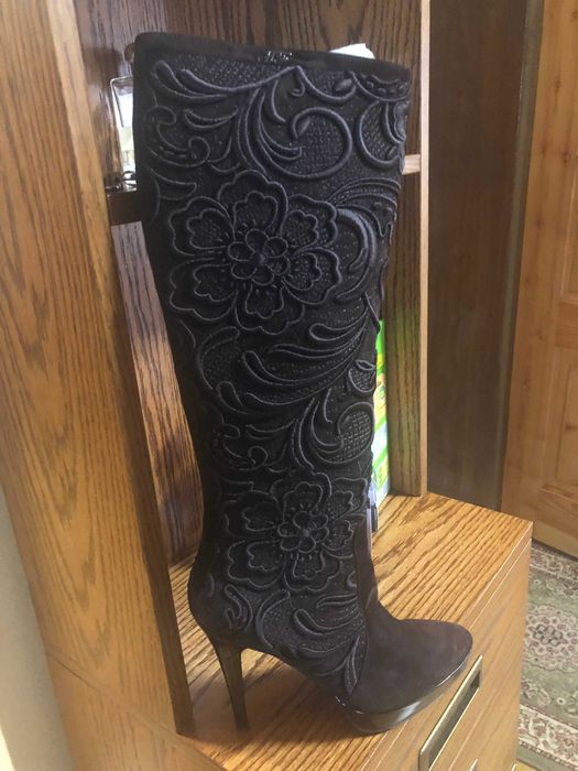 Сапоги женские производства Италия