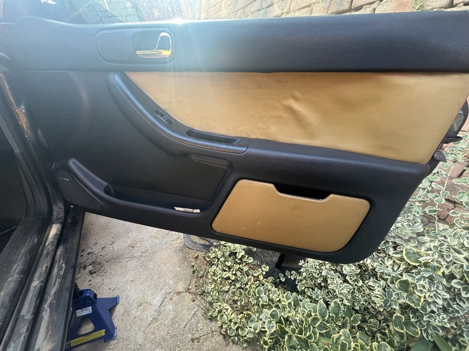 Салон за ауди а3 8л