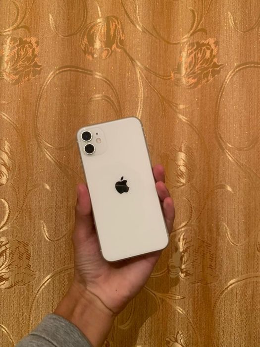 Продам срочно iPhone 11 128GB