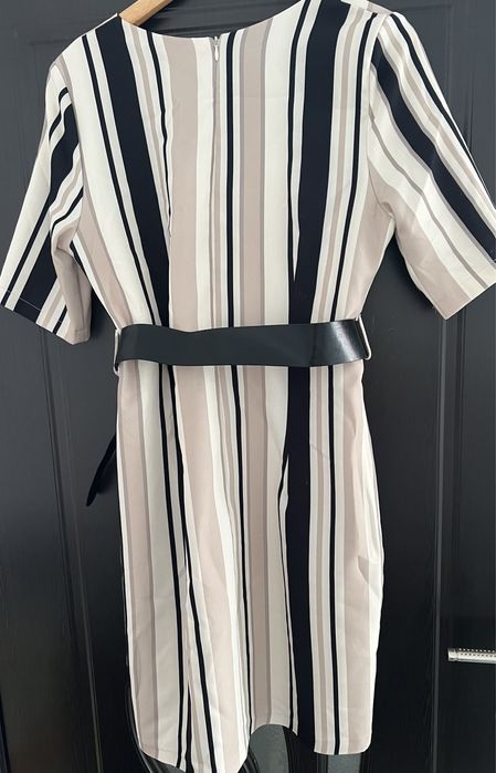 Rochie eleganta, numarul 42