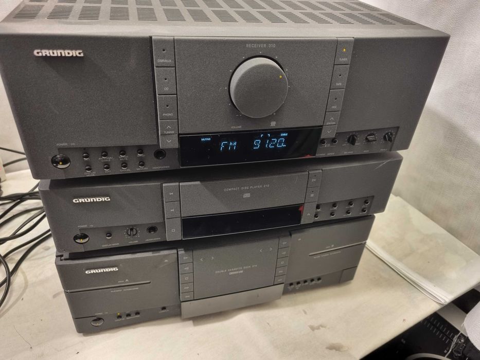 Linie vintage grundig Reciver cd deck