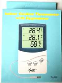 Влагомер, термометър(външна и вътрешна)